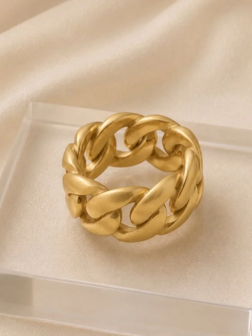 Bold Chunky Chain Band-Cuban Link Statement Ring-18K-Gold Plated-  NEW!✨